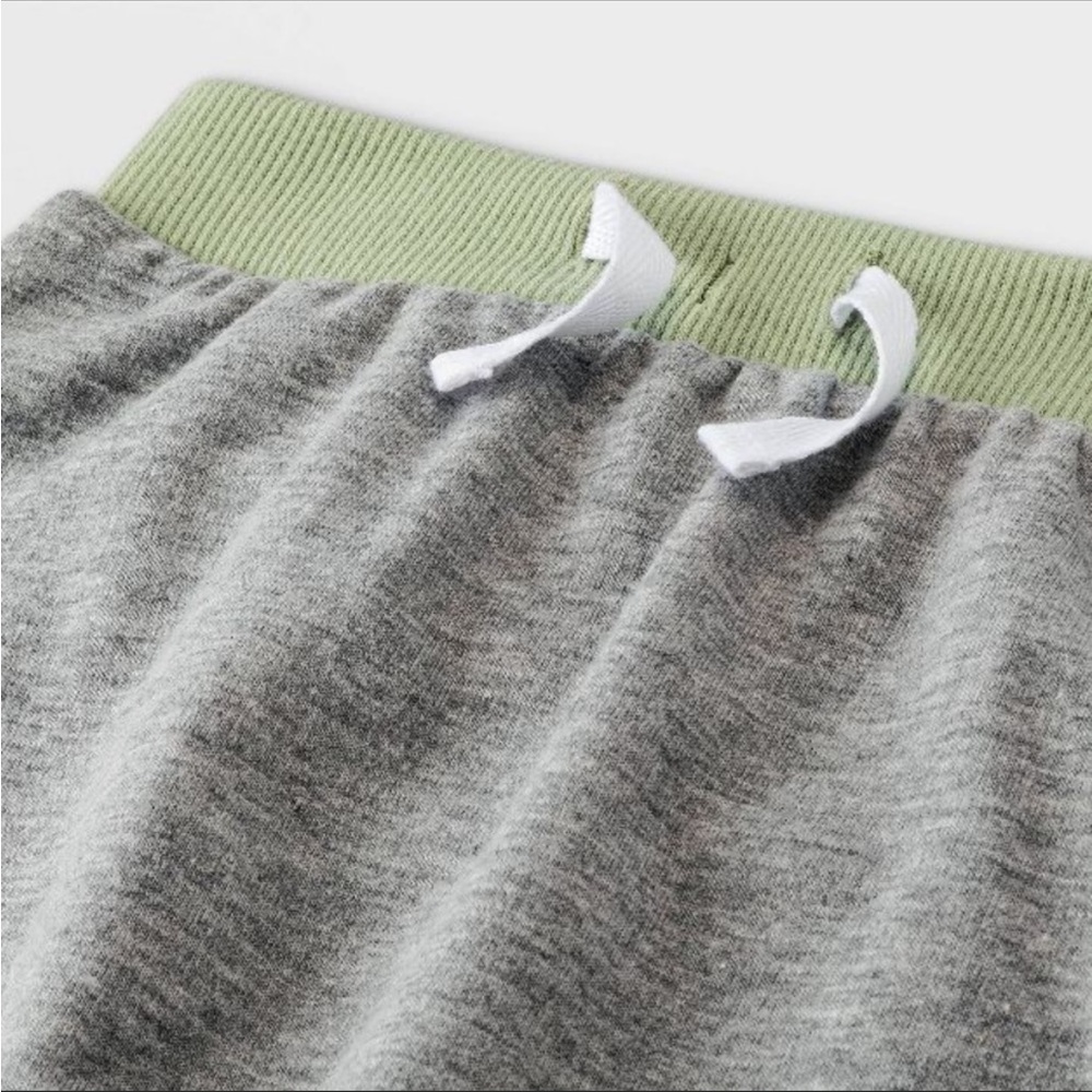 Star Wars Baby Yoda 2-Piece Hoodie and Jogger Set - Picture 2 of 9